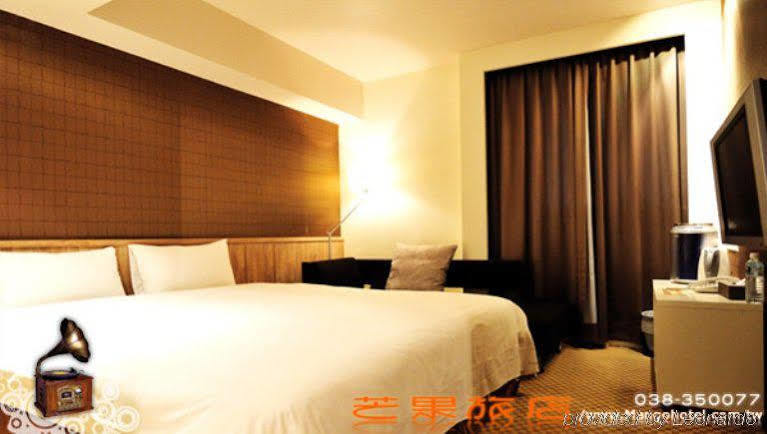 Roaders Hotel Hualien Dongda Екстер'єр фото